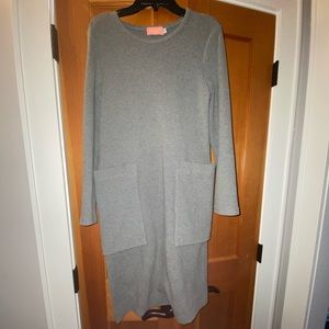PRICE DROP- Super cute big pocket dress